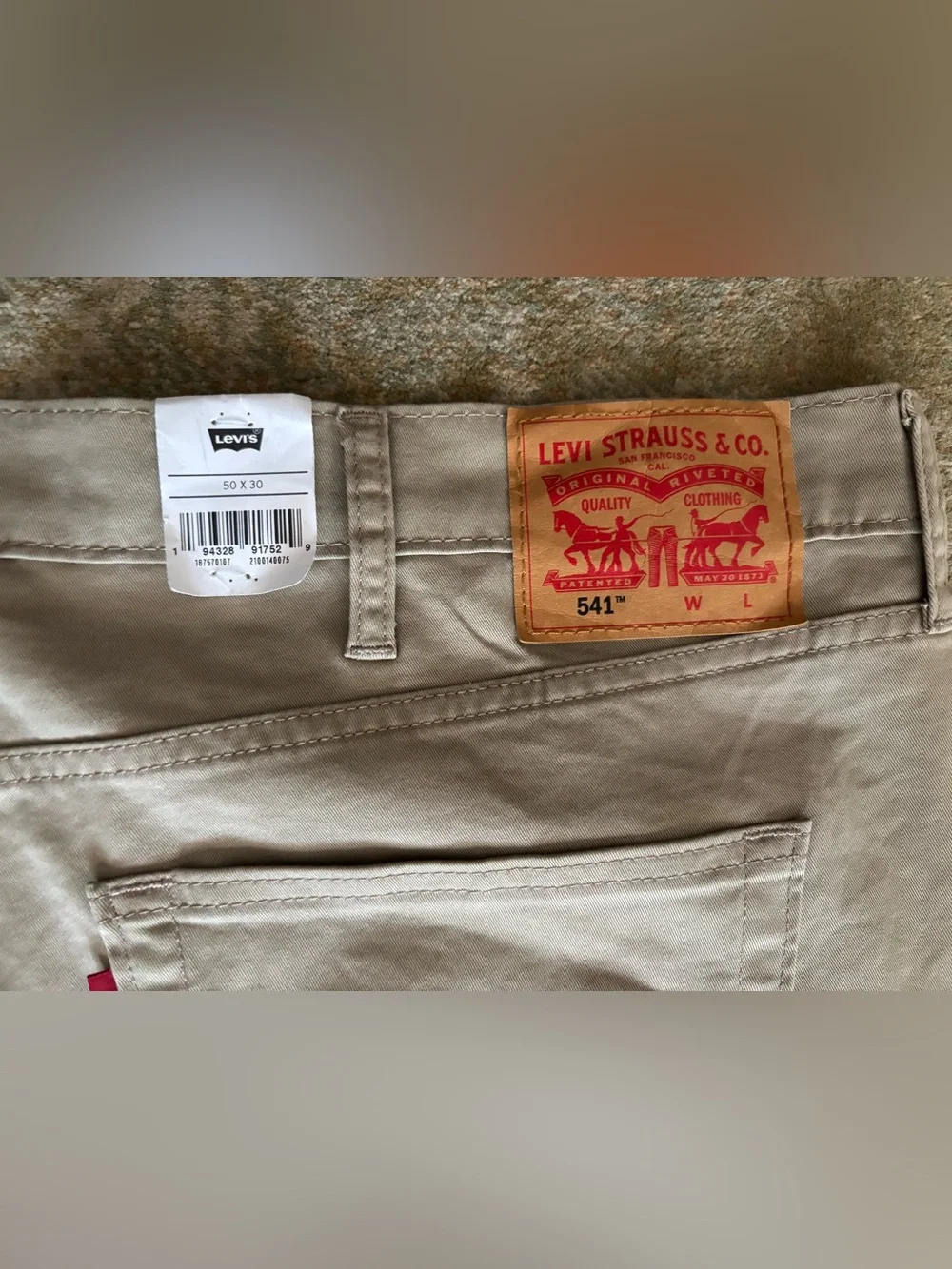 Levi’s 541 Athletic Taper Pants Men’s 50x30 Khaki Tan Stretch NWT Big Tall